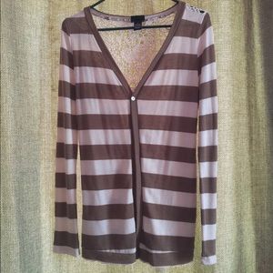 Rue 21 lightweight cardigan